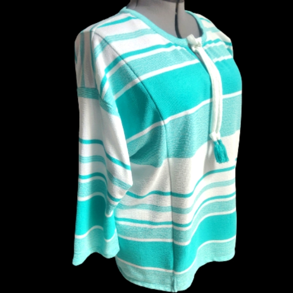 Light weight sweater - Picture 3 of 3
